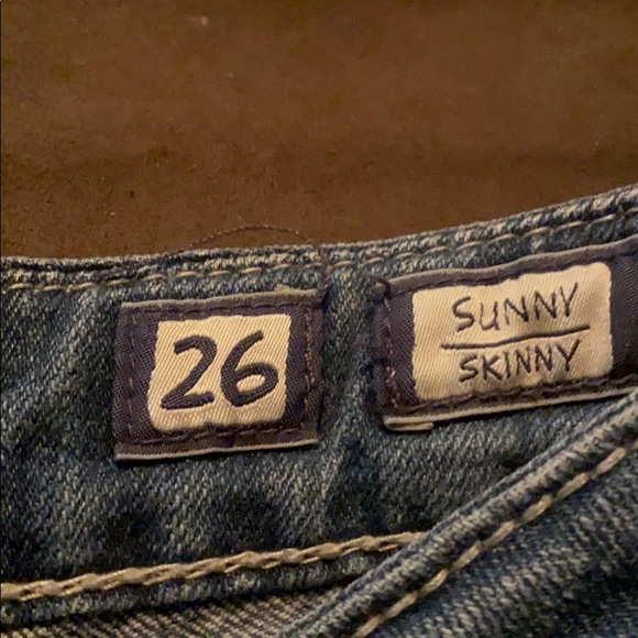 To small - Picture 3 of 4